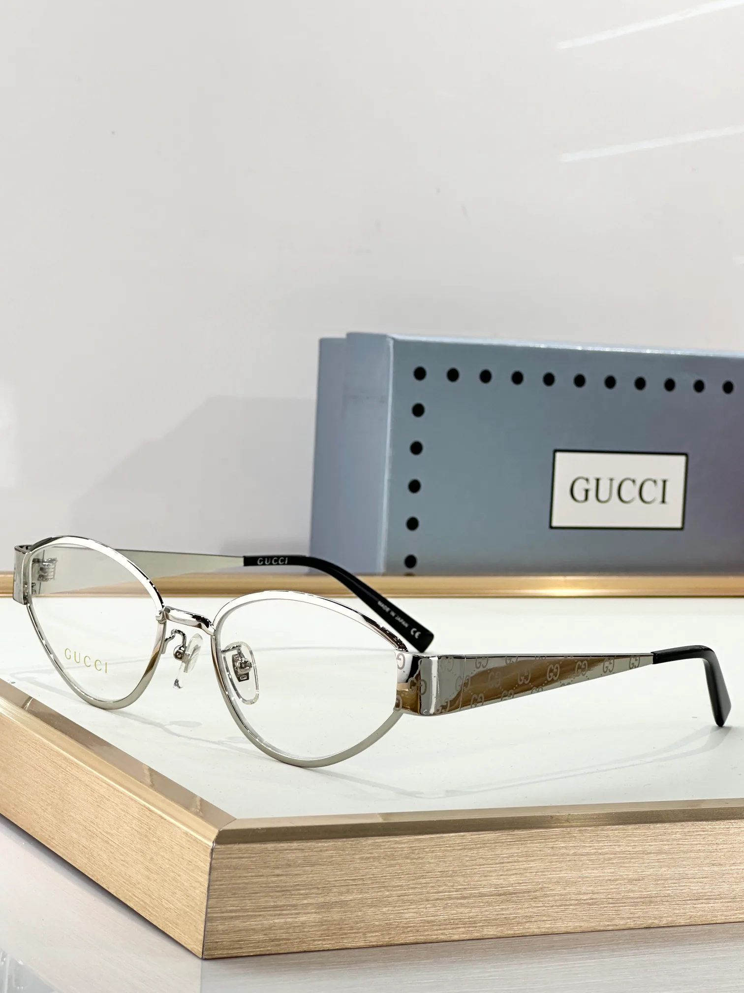 Очки Gucci 81633