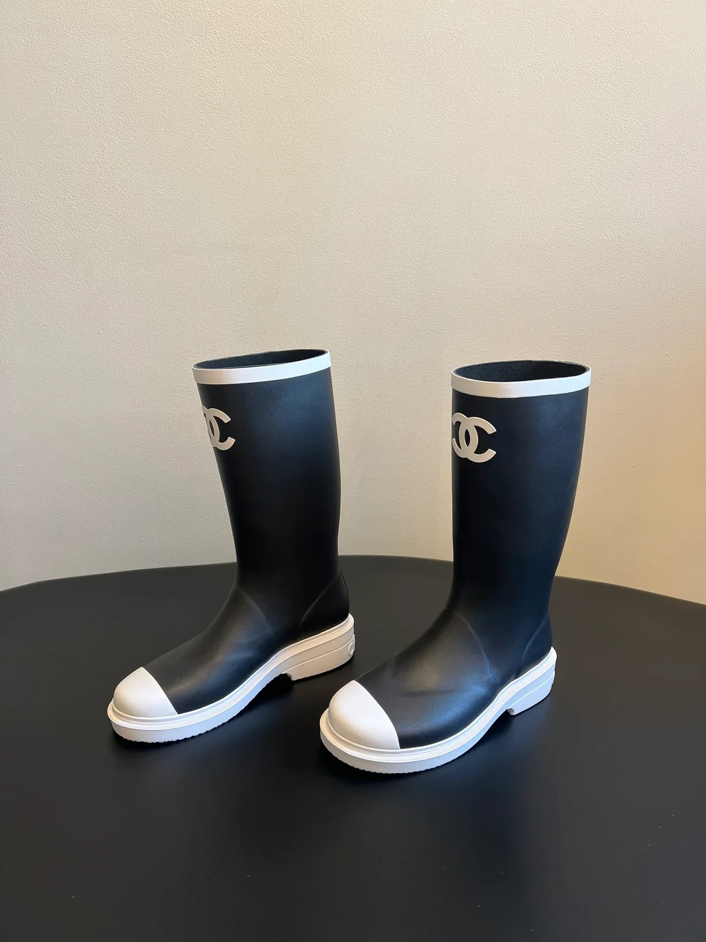 Сапоги Женские Chanel 17601611
