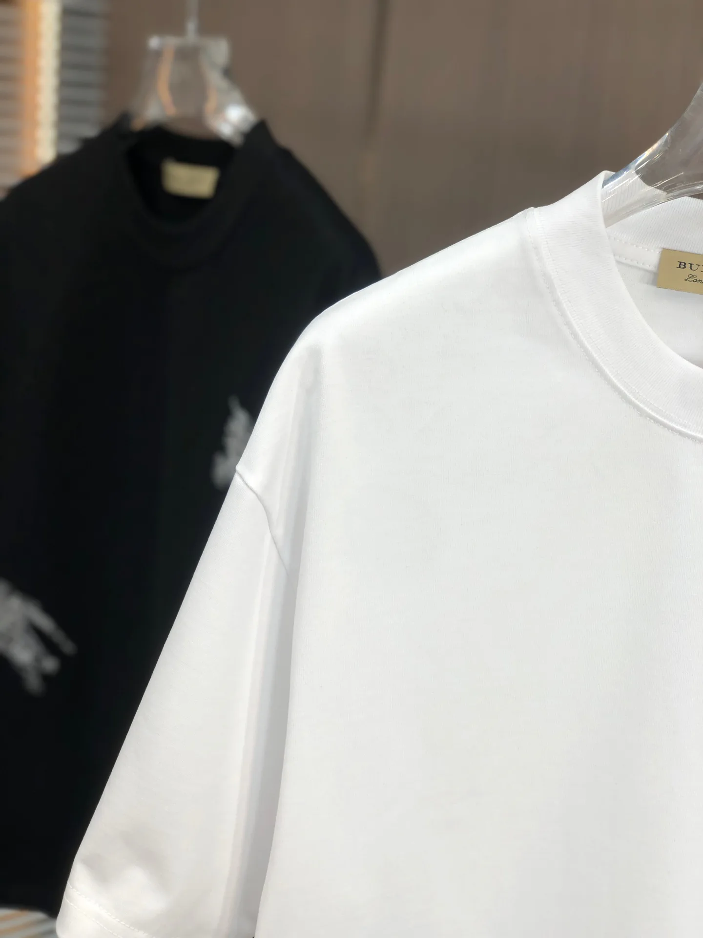 Футболки Женские Burberry 14742