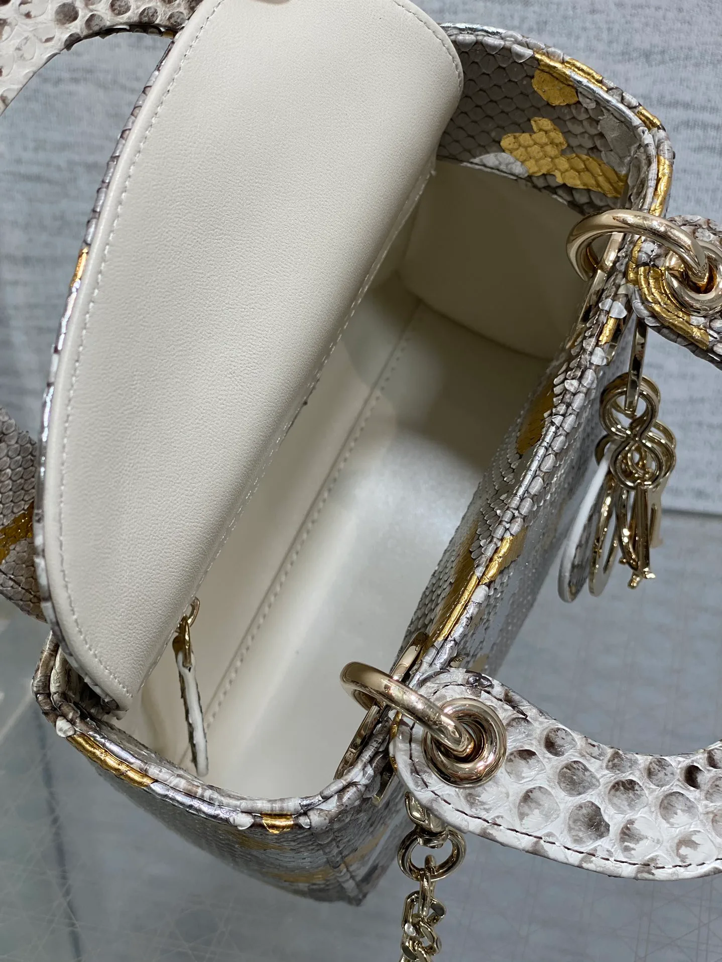 Классические Сумки Женские Christian Dior 11581740