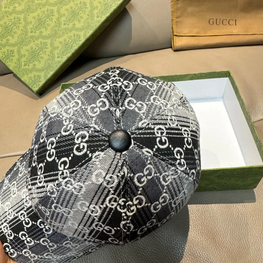Головные Уборы Gucci 18347047