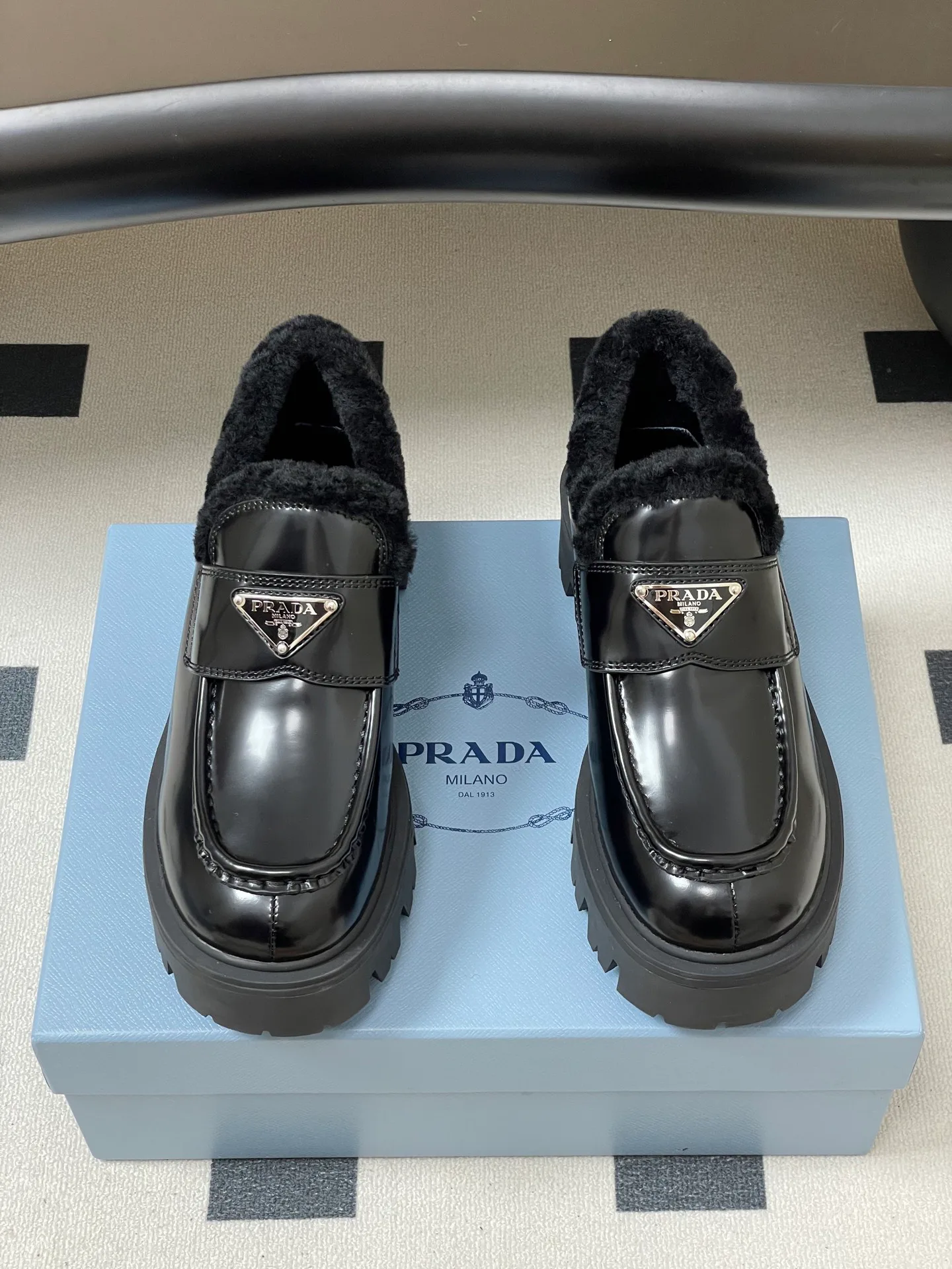 Лоферы Женские Prada 299833