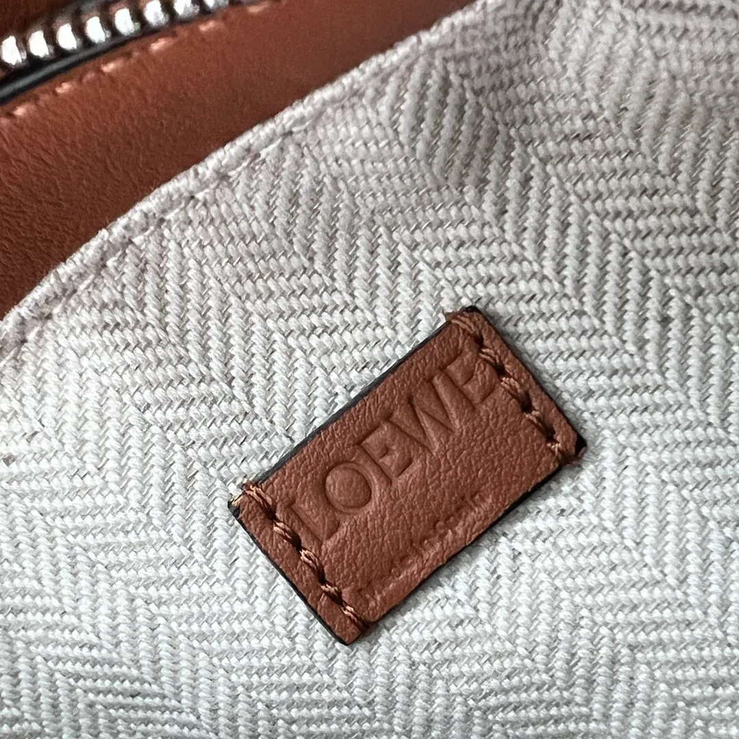 Классические Сумки Женские Loewe 1923803