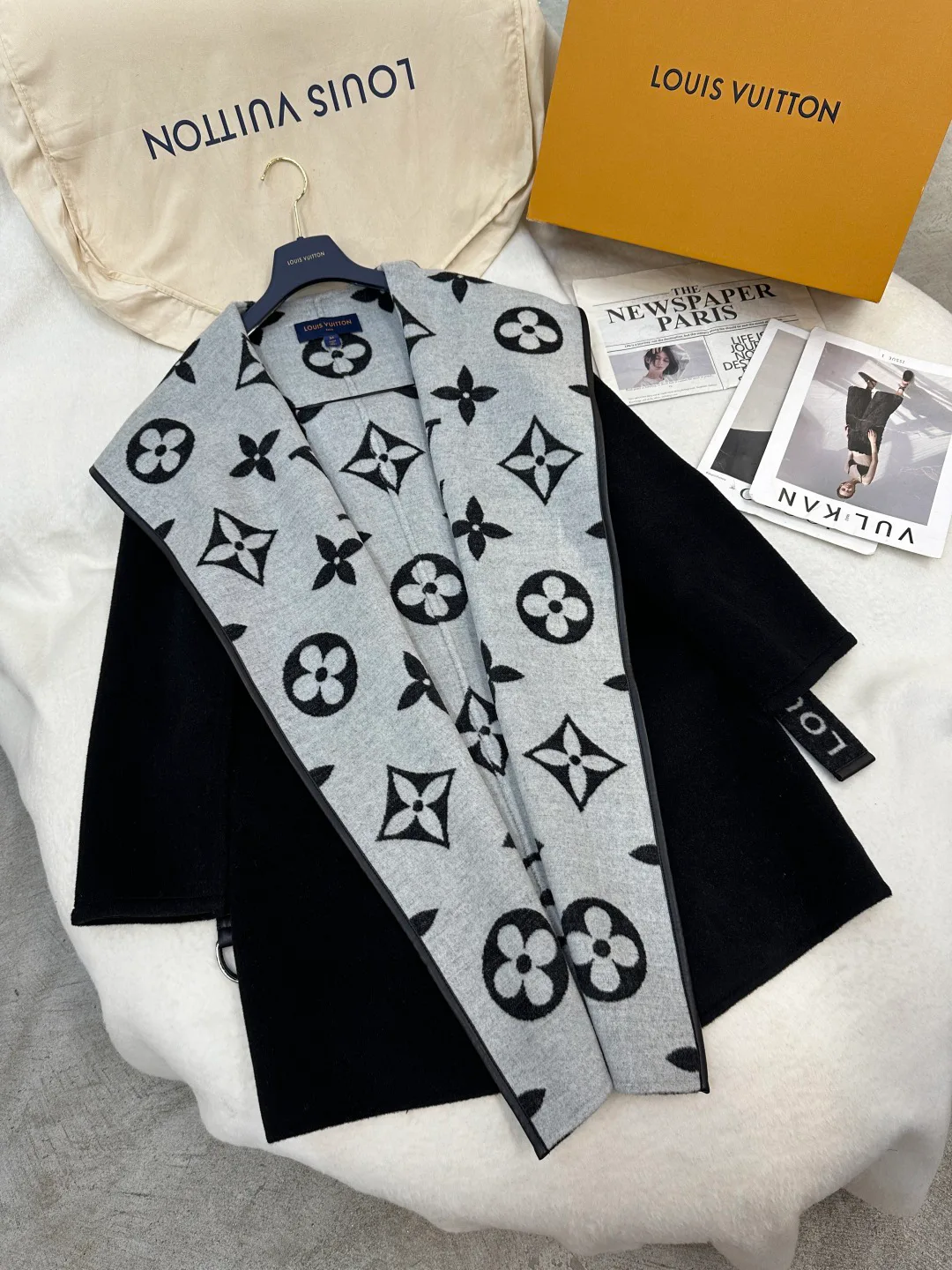 Пальто Женские Louis Vuitton 3532926