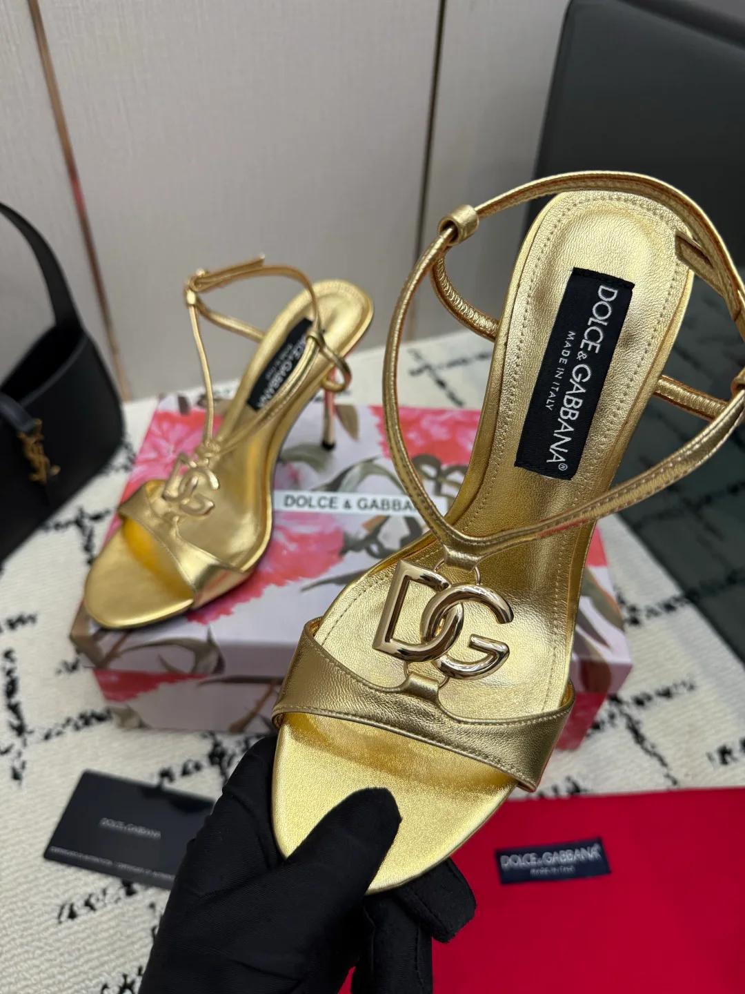 Босоножки Женские Dolce & Gabbana 18335952