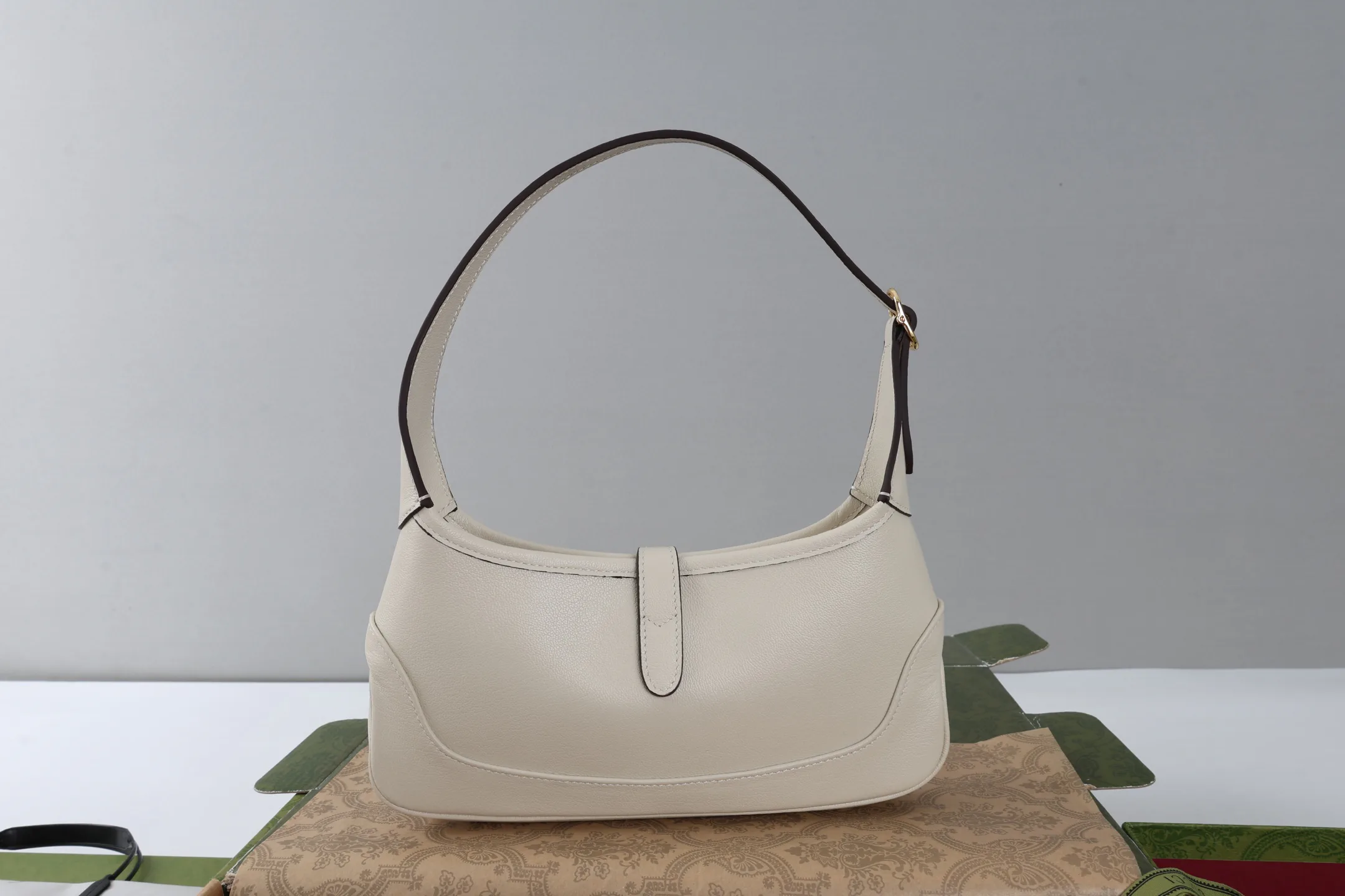 Классические Сумки Женские Gucci 11508425