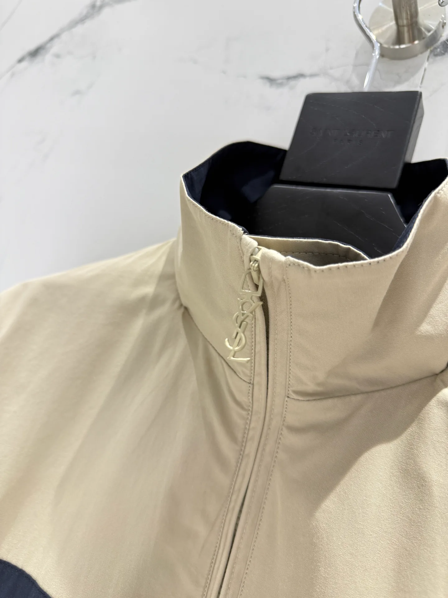 Кожаные Куртки И Дублёнки Женские Saint Laurent 13431964
