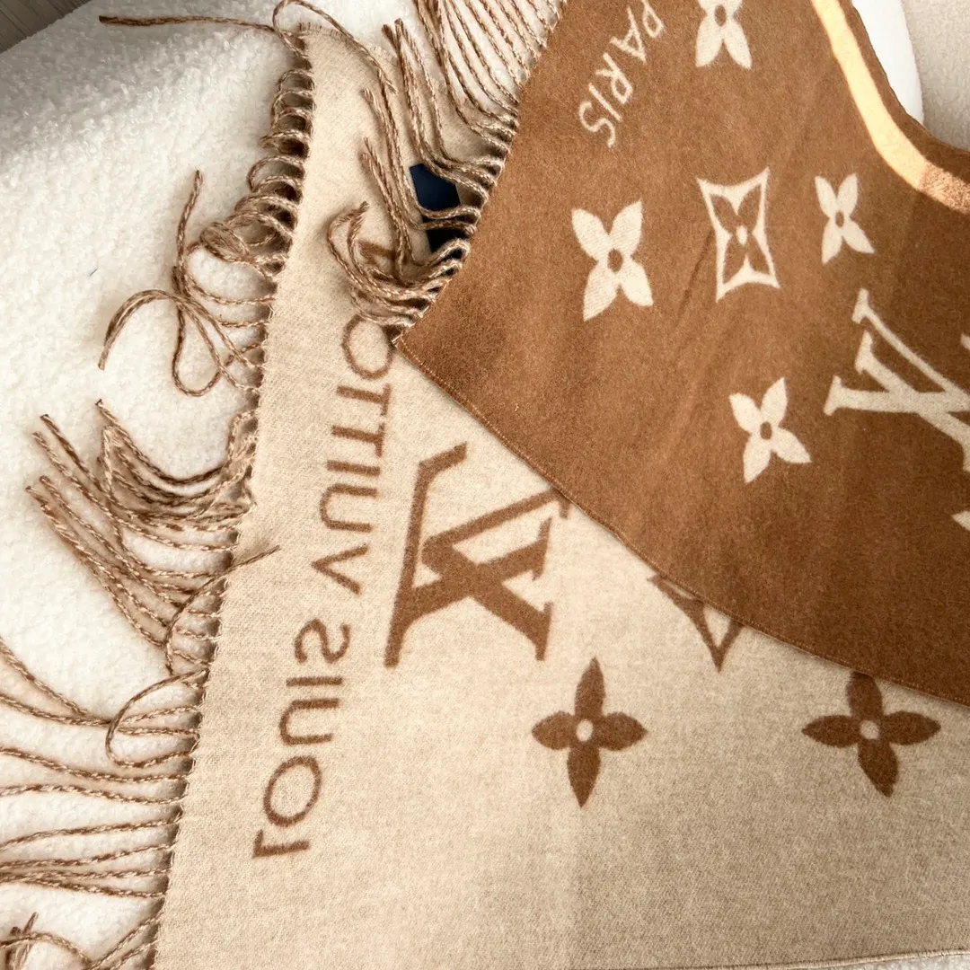 Шарфы Louis Vuitton 1846