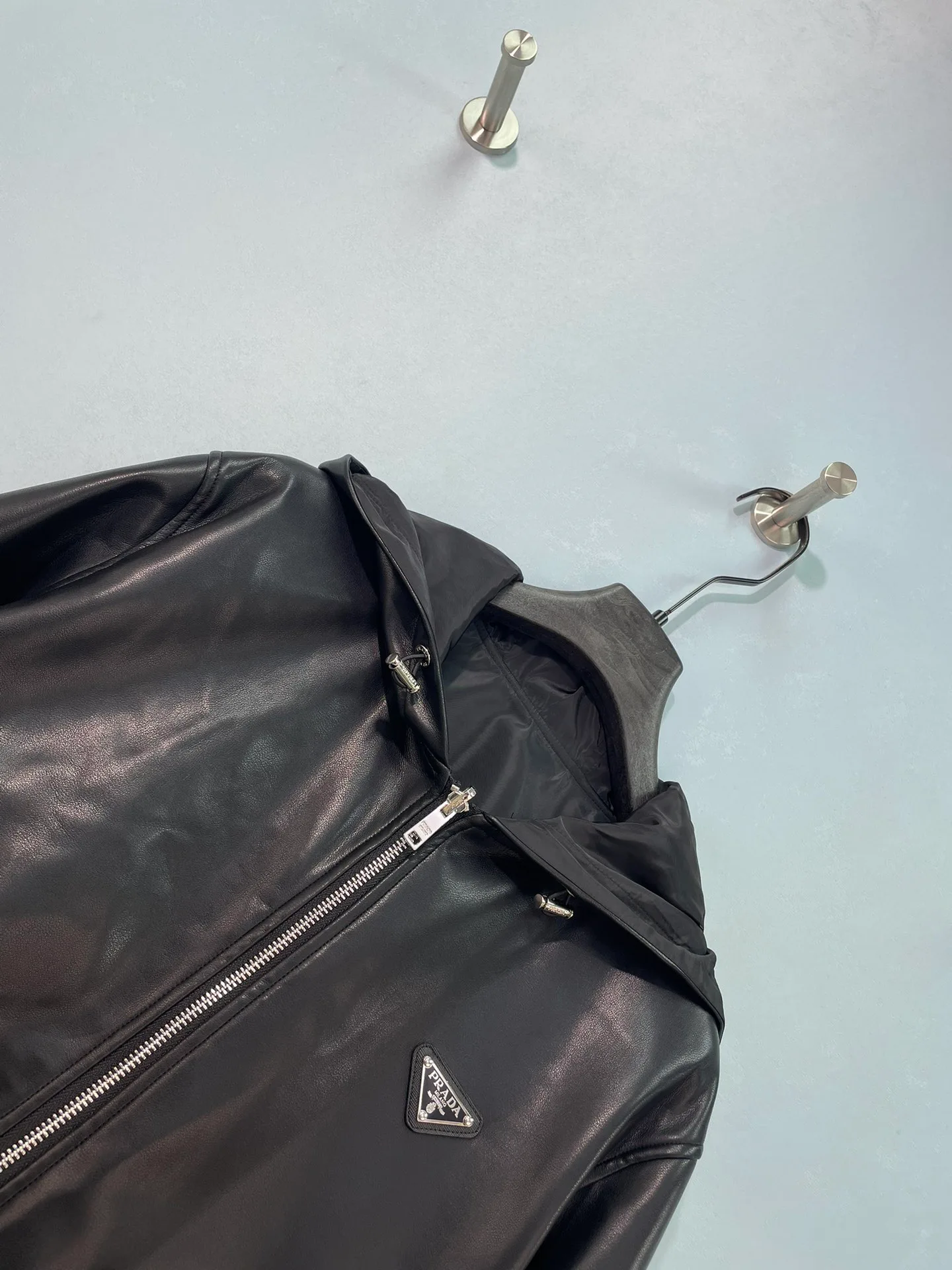 Куртки И Пуховики Женские Prada 17943331