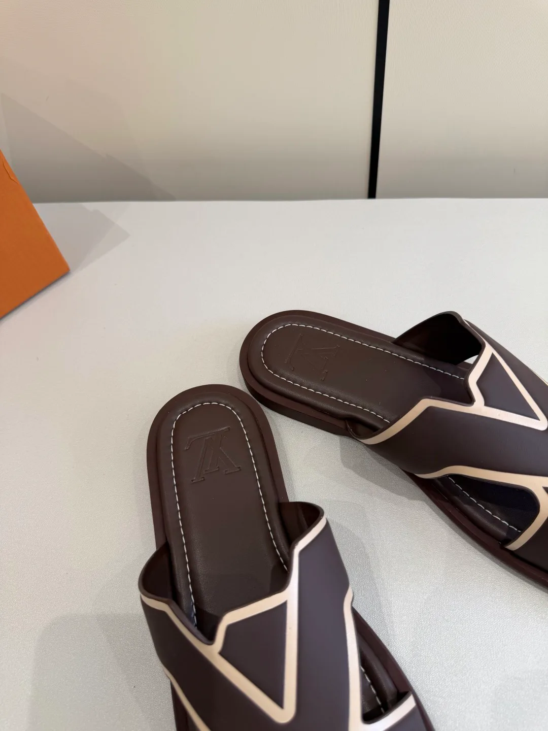 Сандалии Мужские Louis Vuitton 11497546
