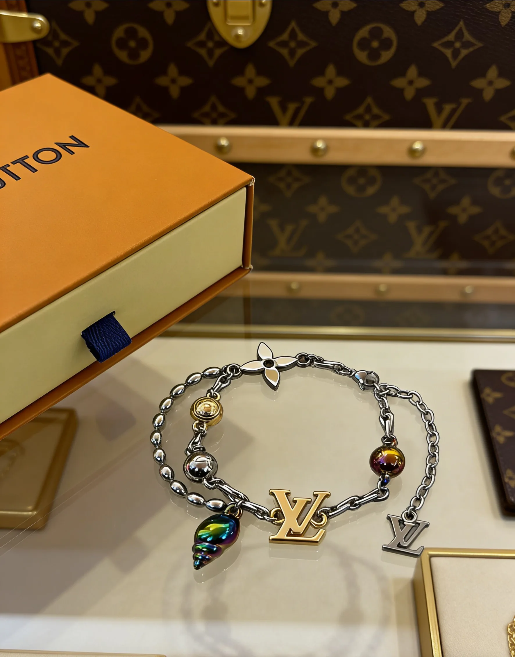 Бижутерия Louis Vuitton 11698082