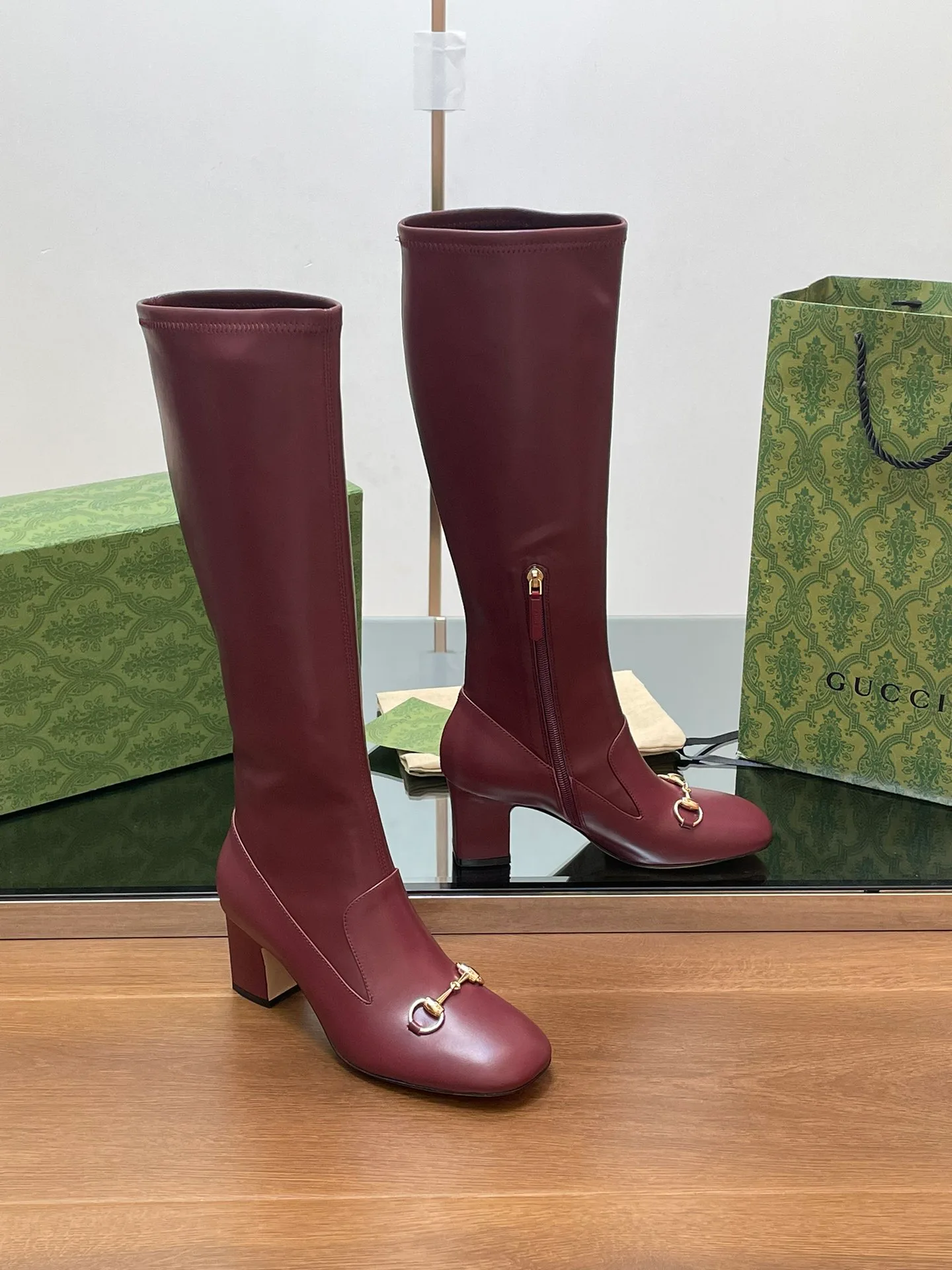 Сапоги Женские Gucci 18083282