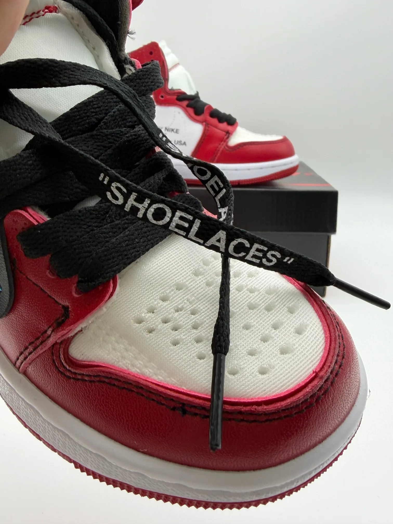 Кроссовки Женские Off-White 18647204