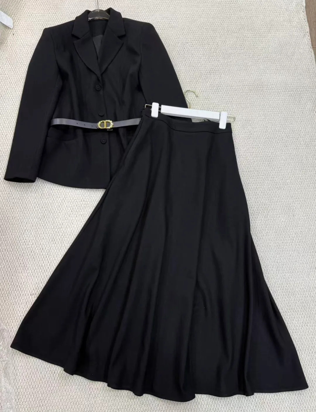 Костюмы Женские Christian Dior 18032298
