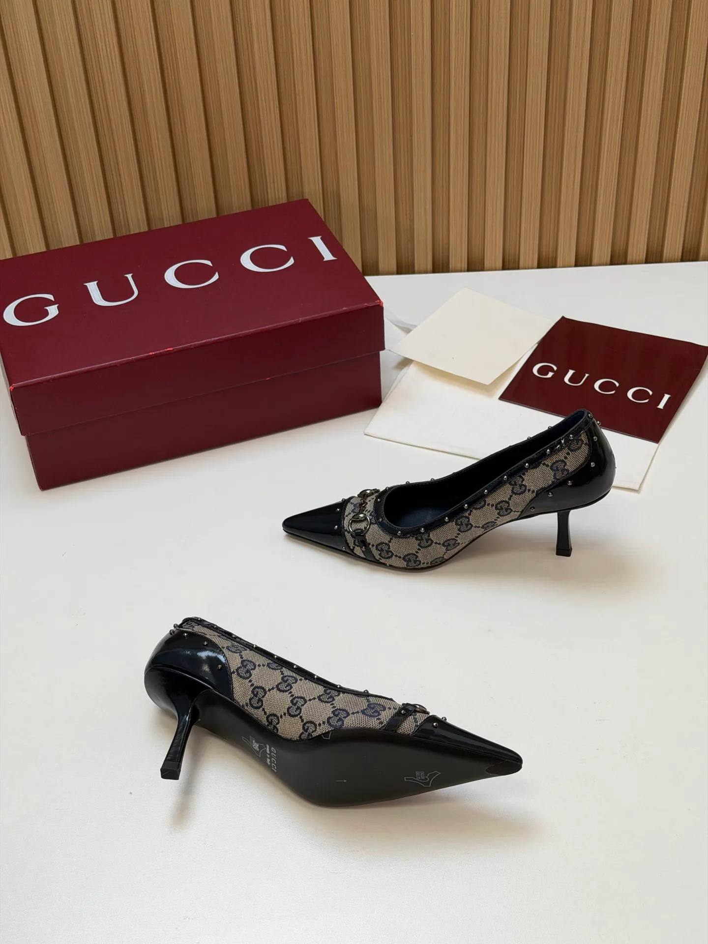 Туфли Женские Gucci 17631697