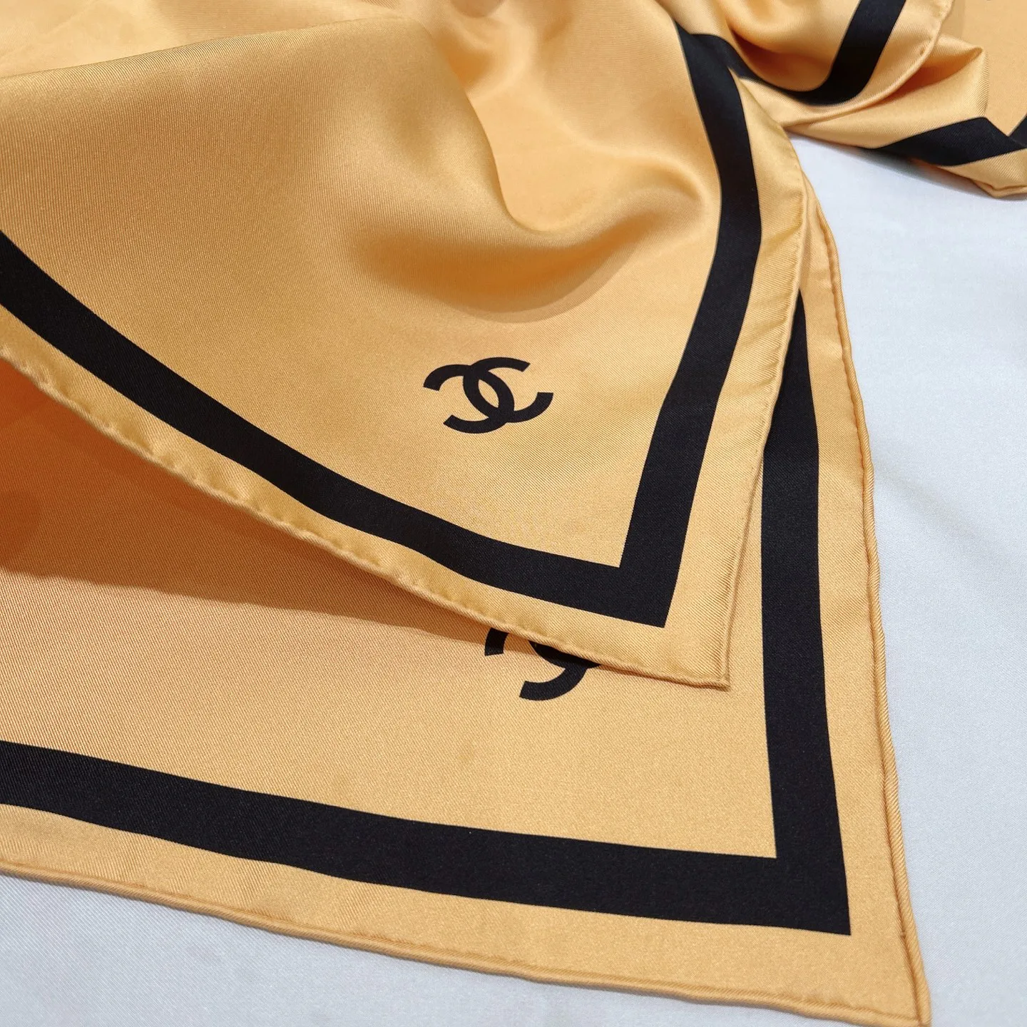 Платки Chanel 12737668