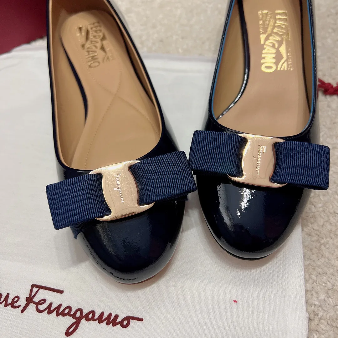 Туфли Женские Salvatore Ferragamo 11902003