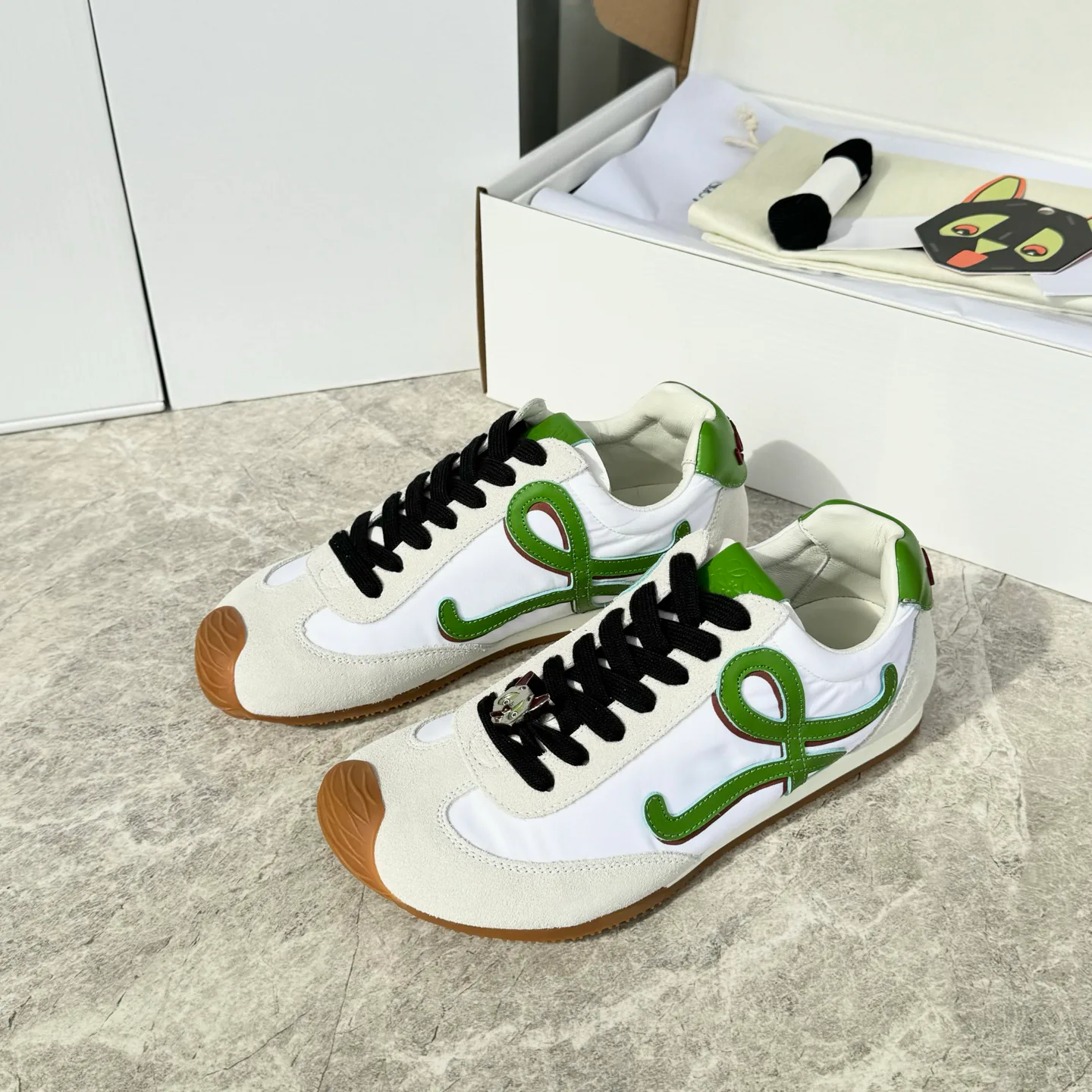 Кроссовки Женские Loewe 12629783