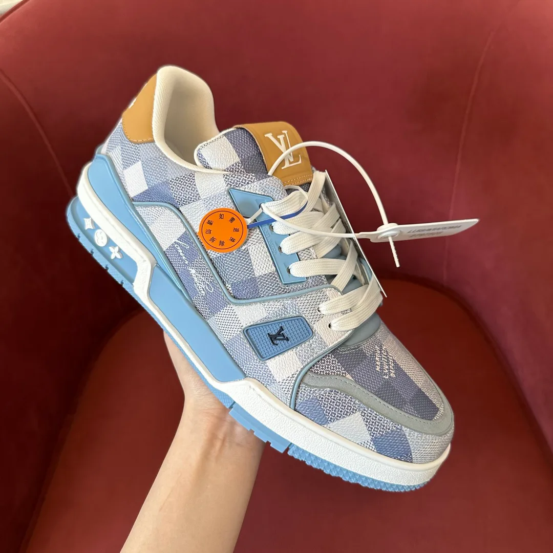 Кроссовки Мужские Louis Vuitton 18039931