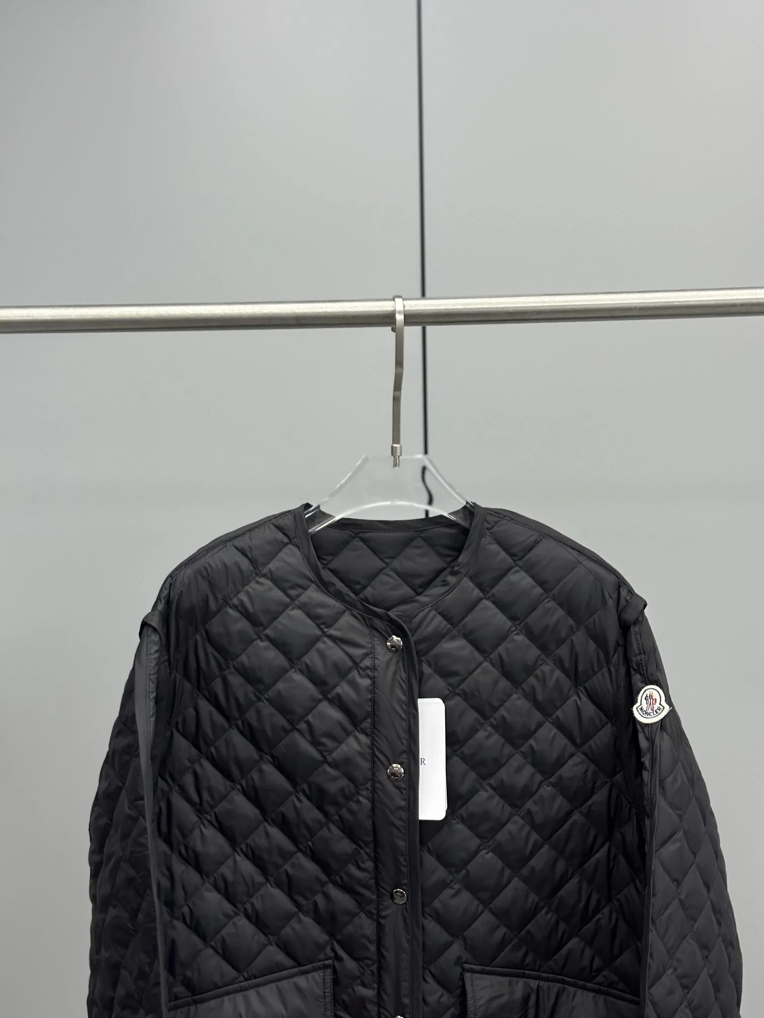 Куртки И Пуховики Женские Moncler 17094179