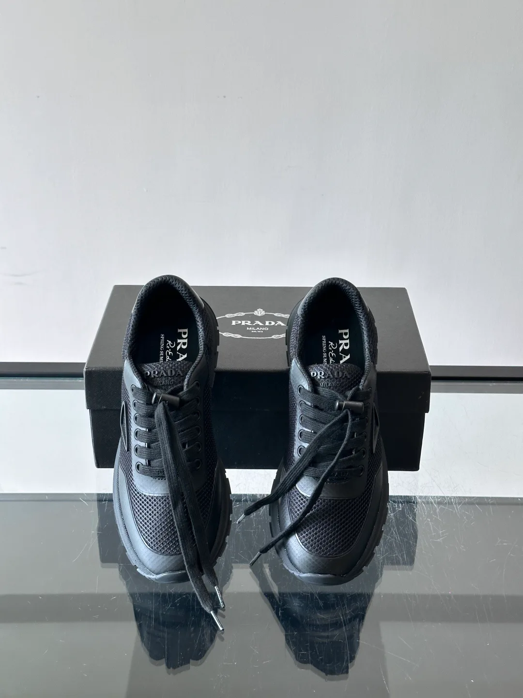 Кроссовки Мужские Prada 17646152
