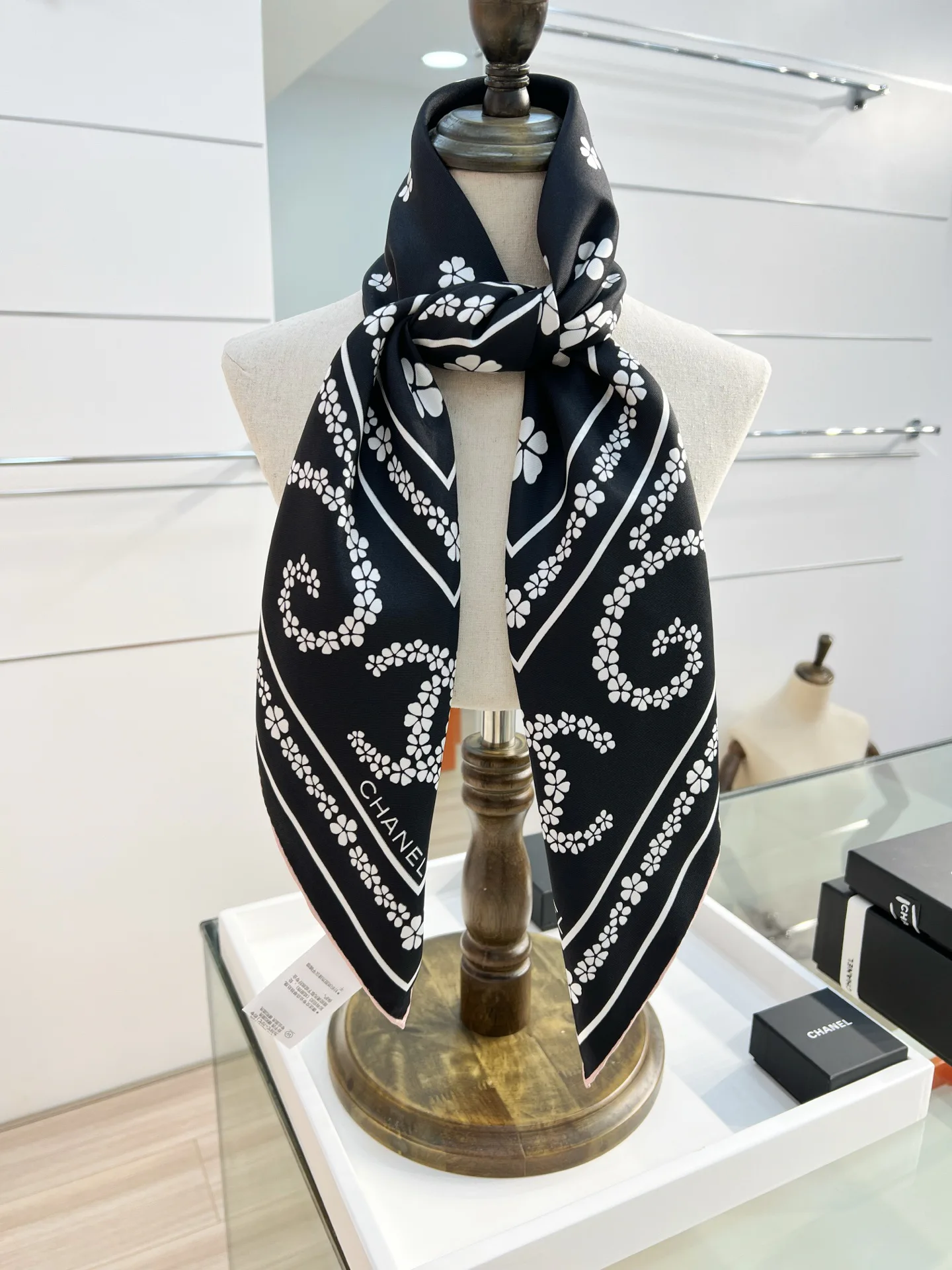 Платки Chanel 11226758