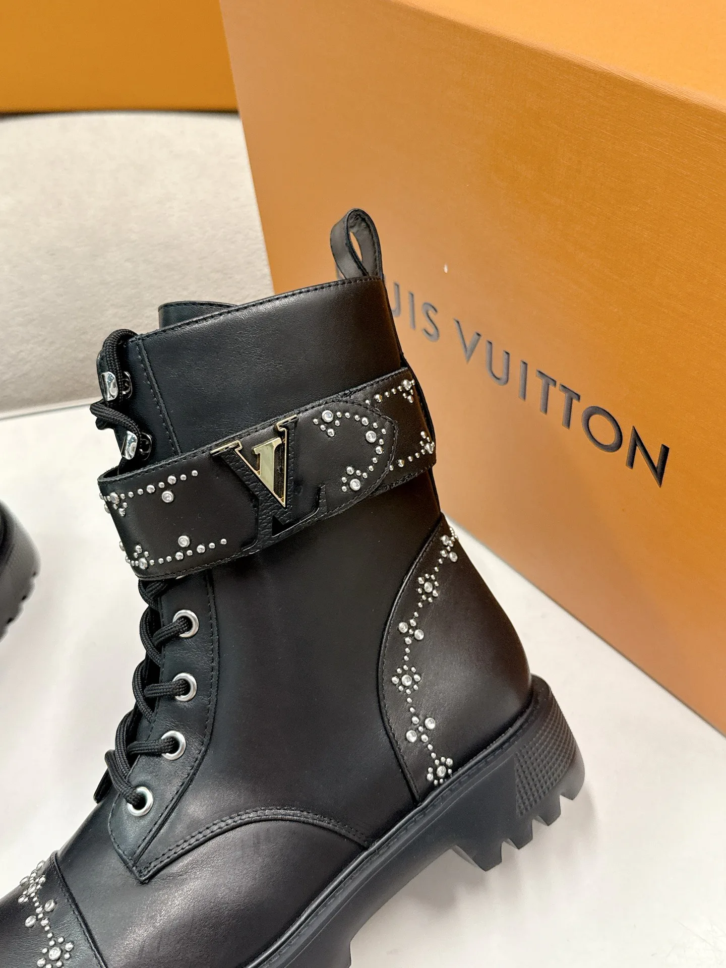 Ботильоны Женские Louis Vuitton 869068