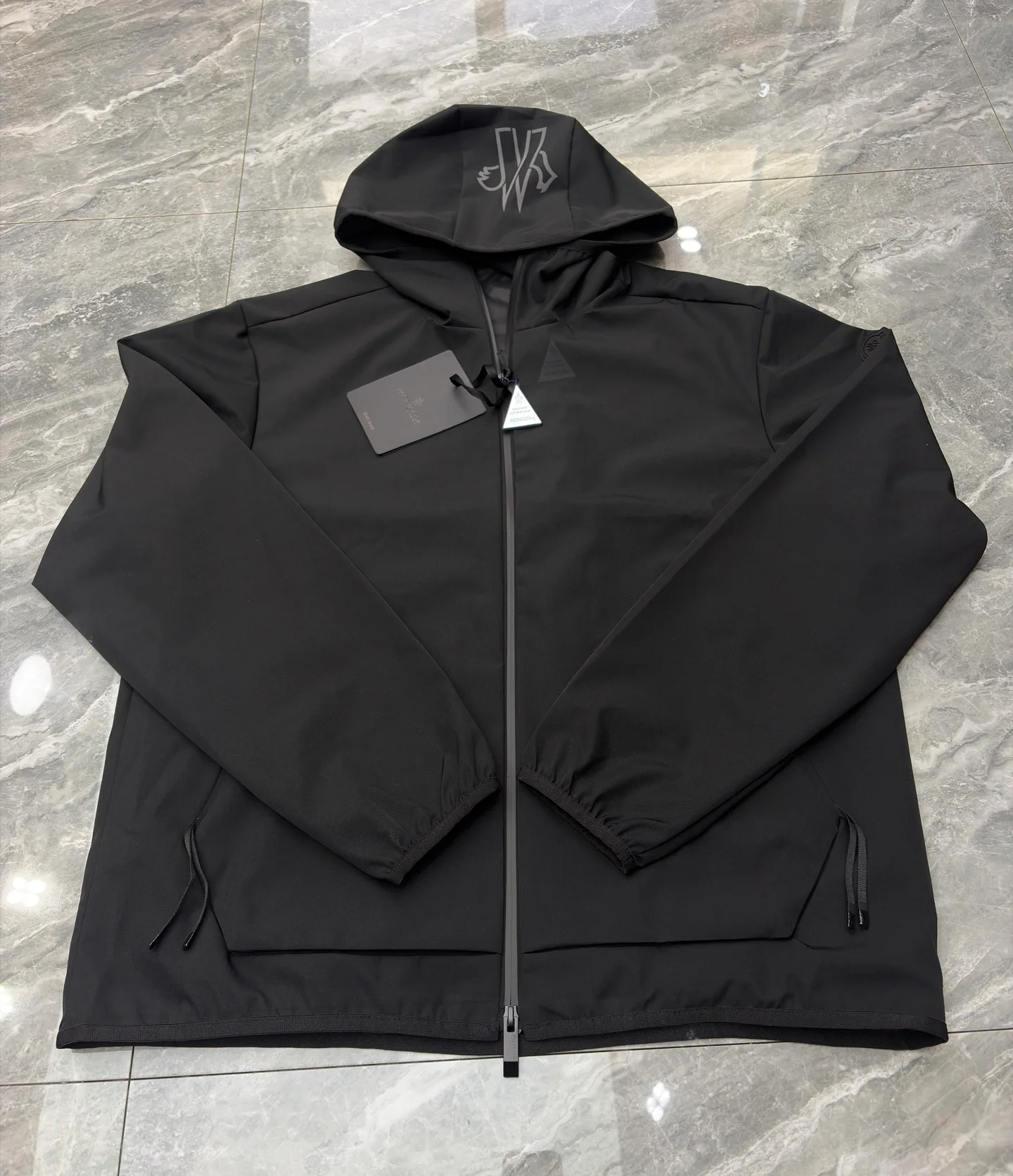 Куртки И Пуховики Мужские Moncler 11641503