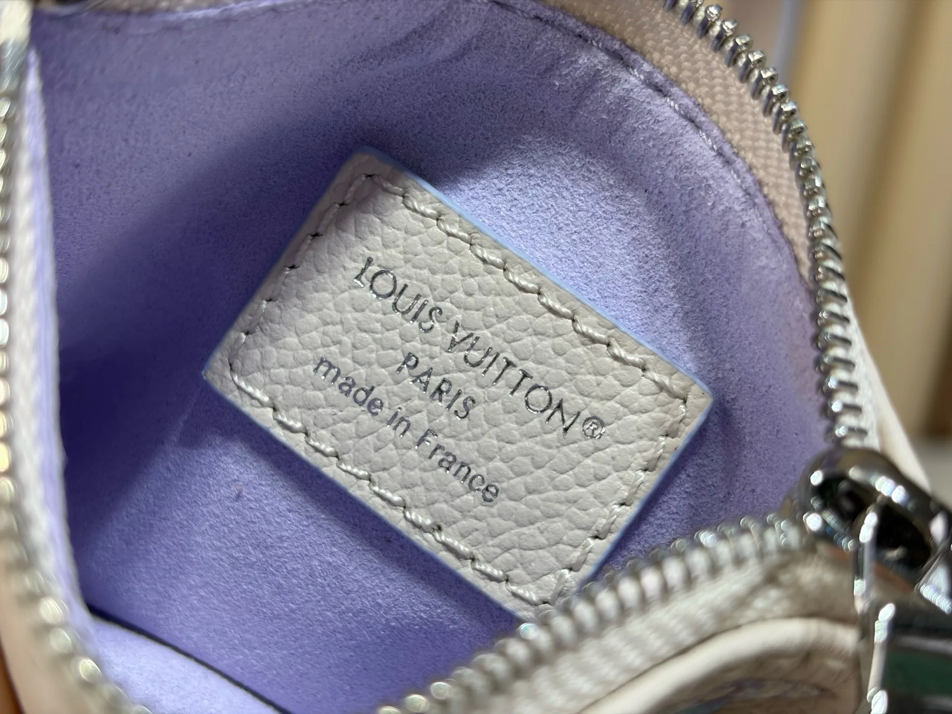 Классические Сумки Женские Louis Vuitton 17499362