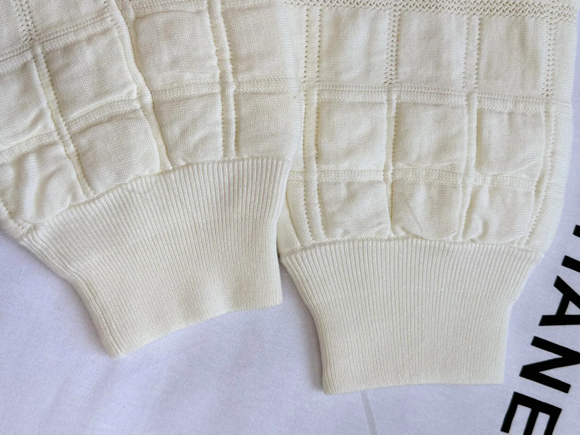 Куртки И Пуховики Женские Chanel 466180