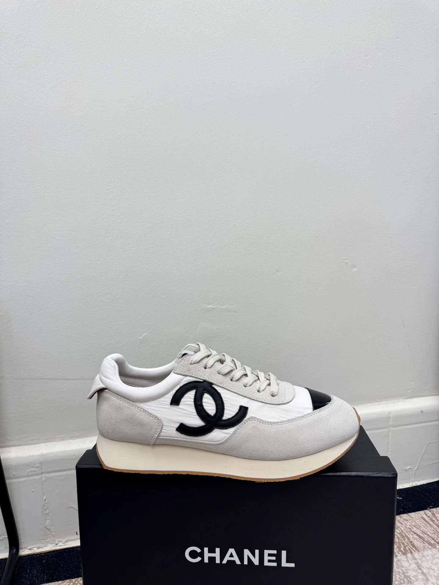 Кроссовки Женские Chanel 5718695