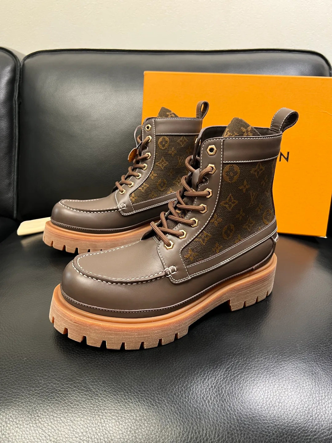 Ботинки Мужские Louis Vuitton 18417485