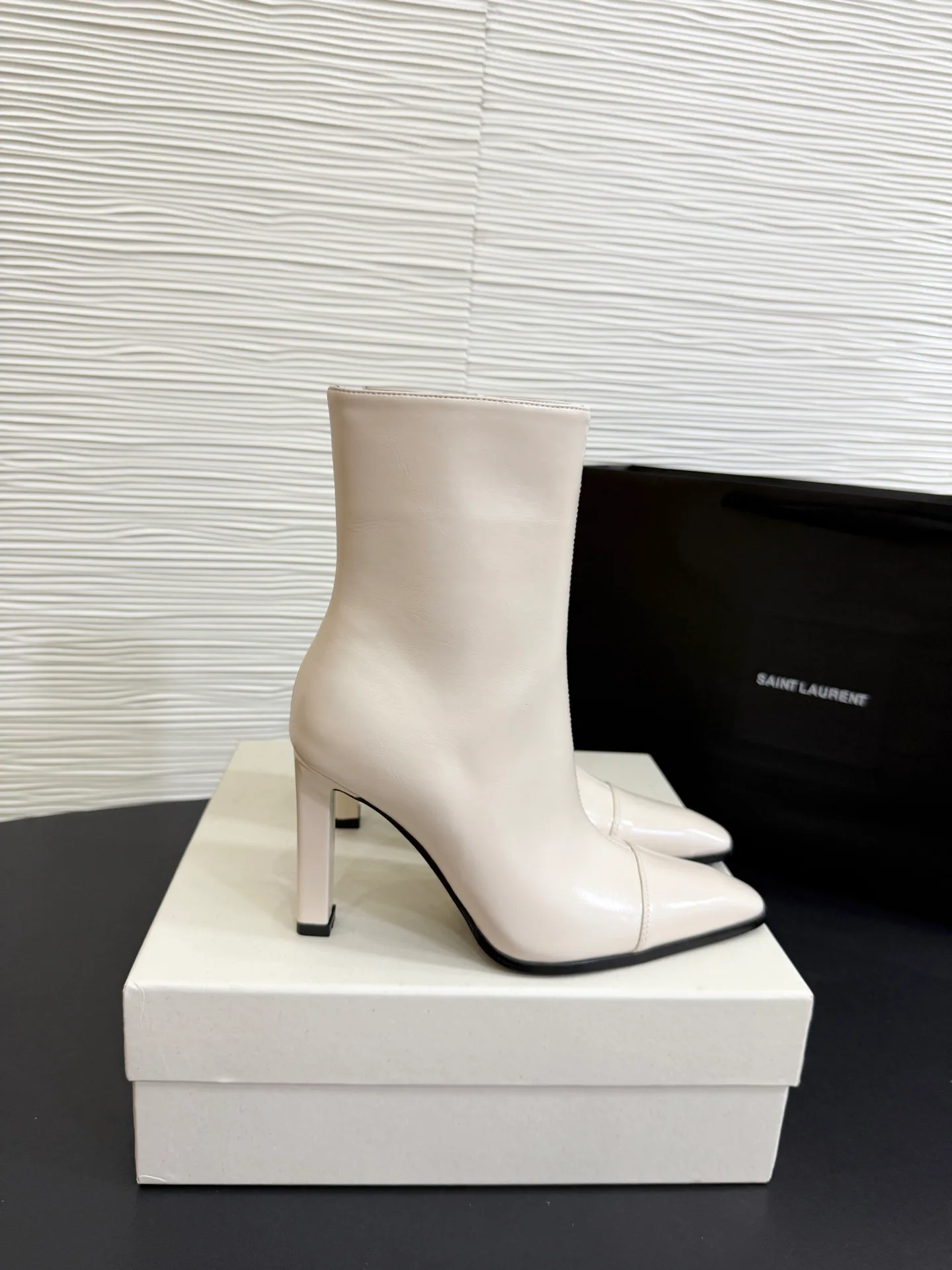 Ботильоны Женские Saint Laurent 19327310