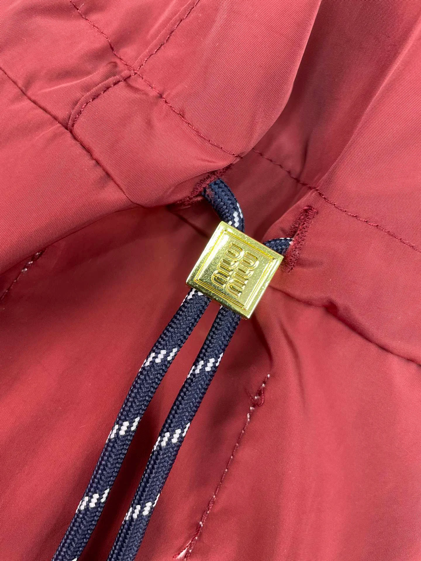 Куртки И Пуховики Женские Miu Miu 10214466