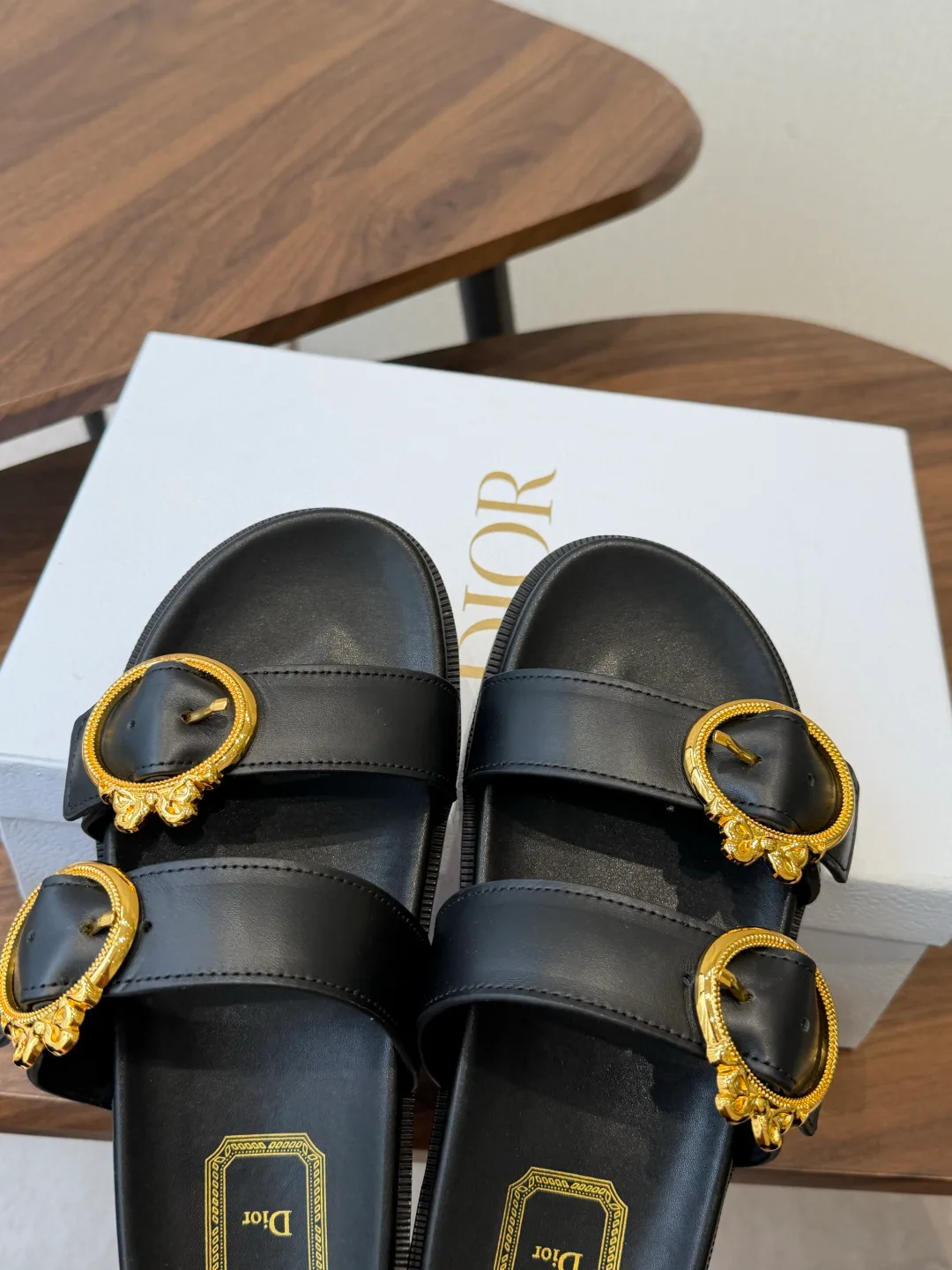 Шлепанцы Женские Christian Dior 17461309