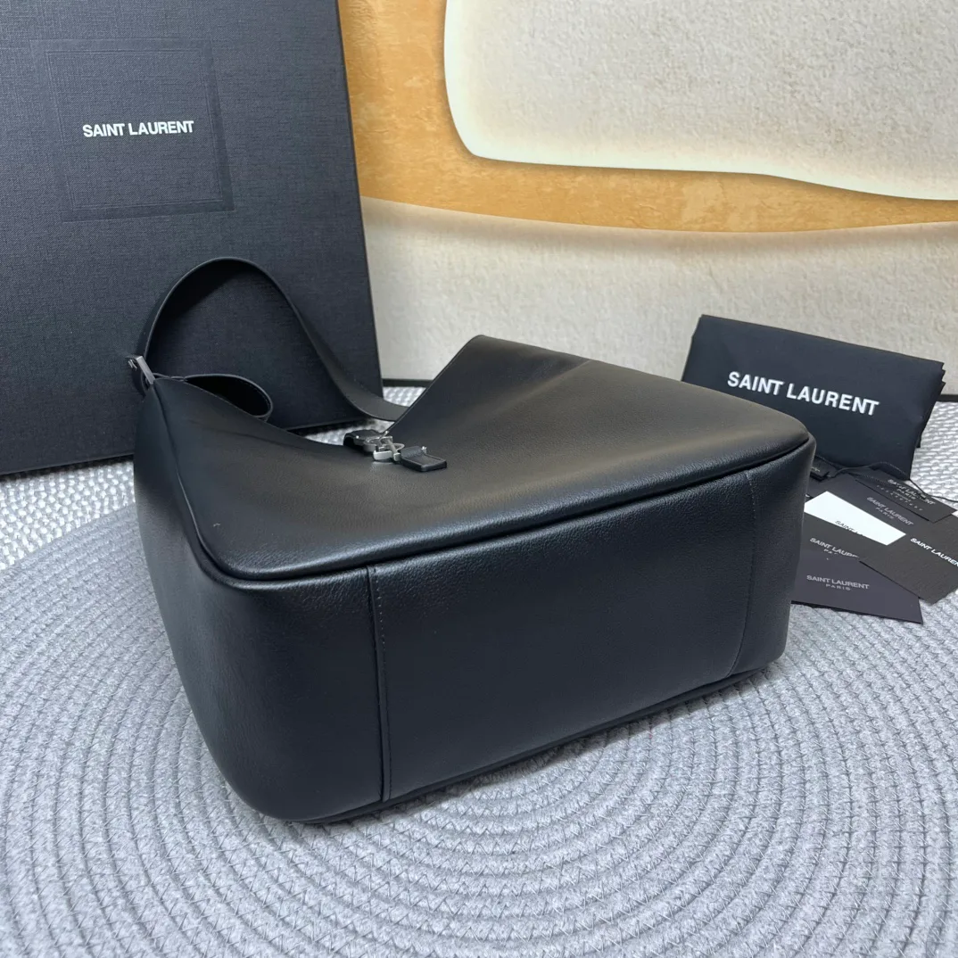 Сумки На Ремне Женские Saint Laurent 143668