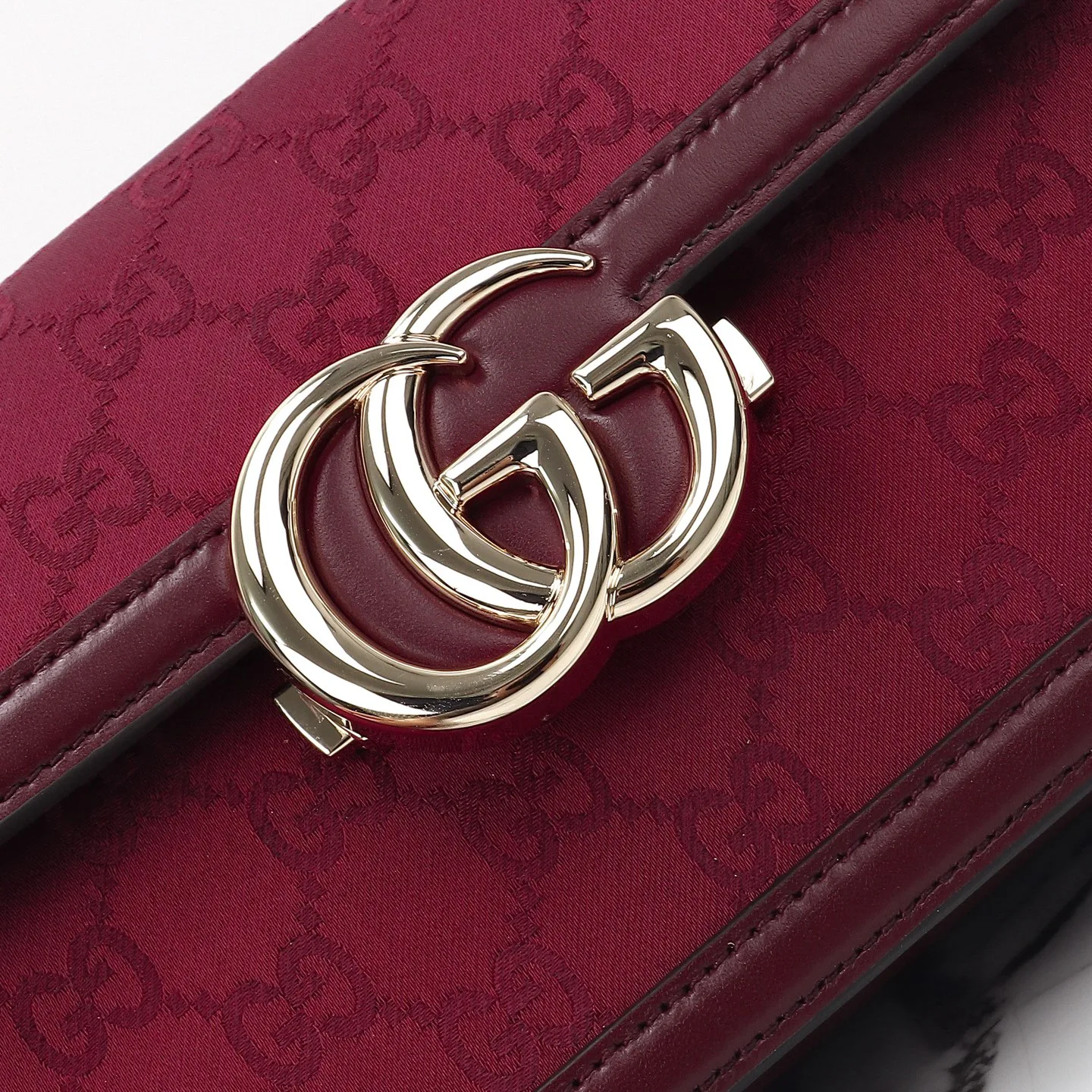 Классические Сумки Женские Gucci 18210727