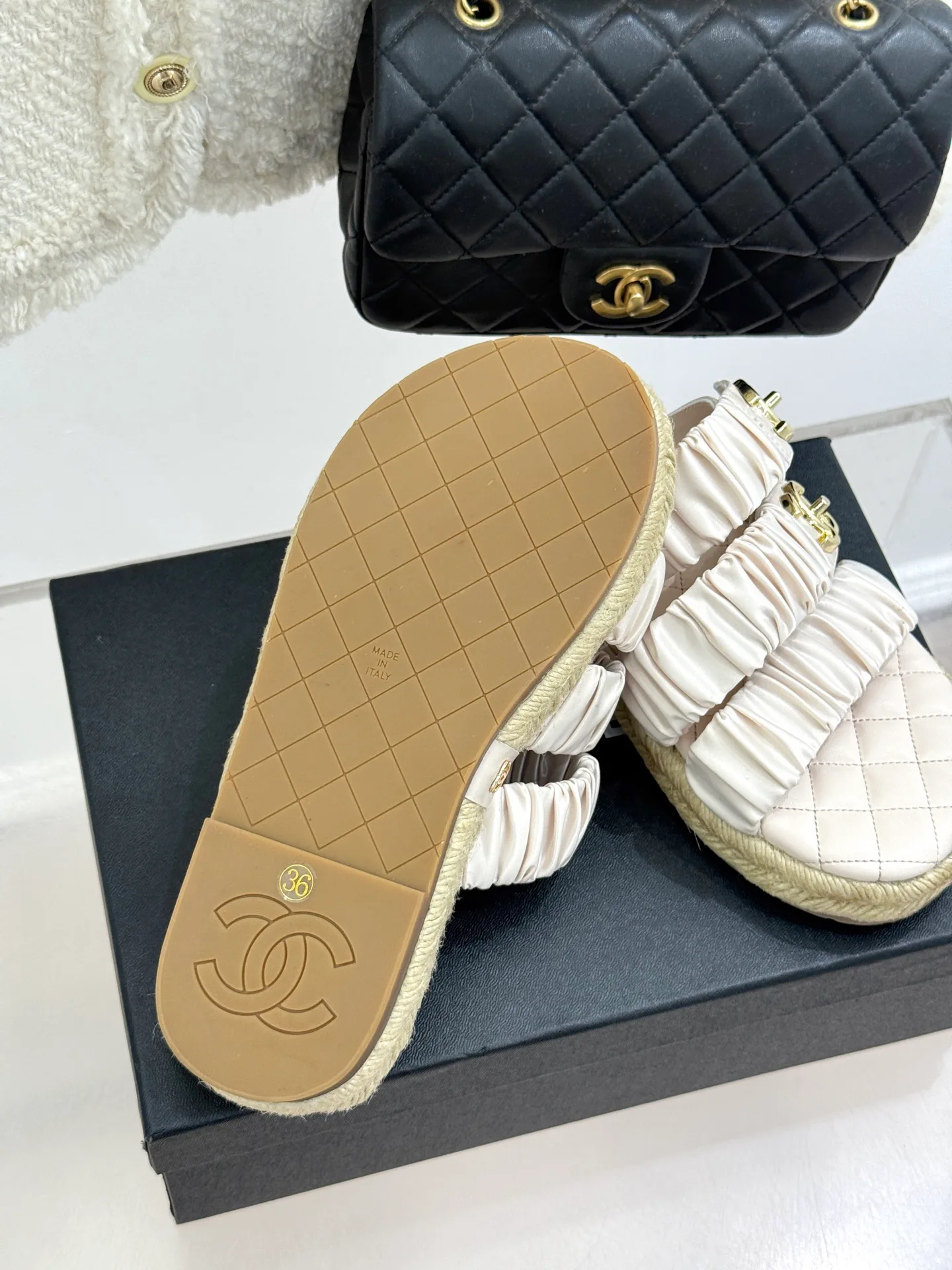 Шлепанцы Женские Chanel 14373