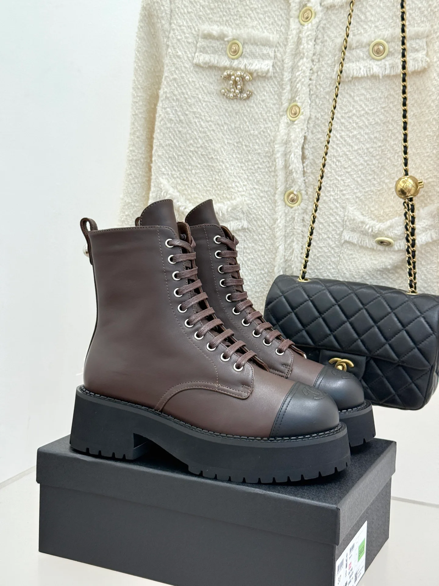 Ботинки Женские Chanel 19780079