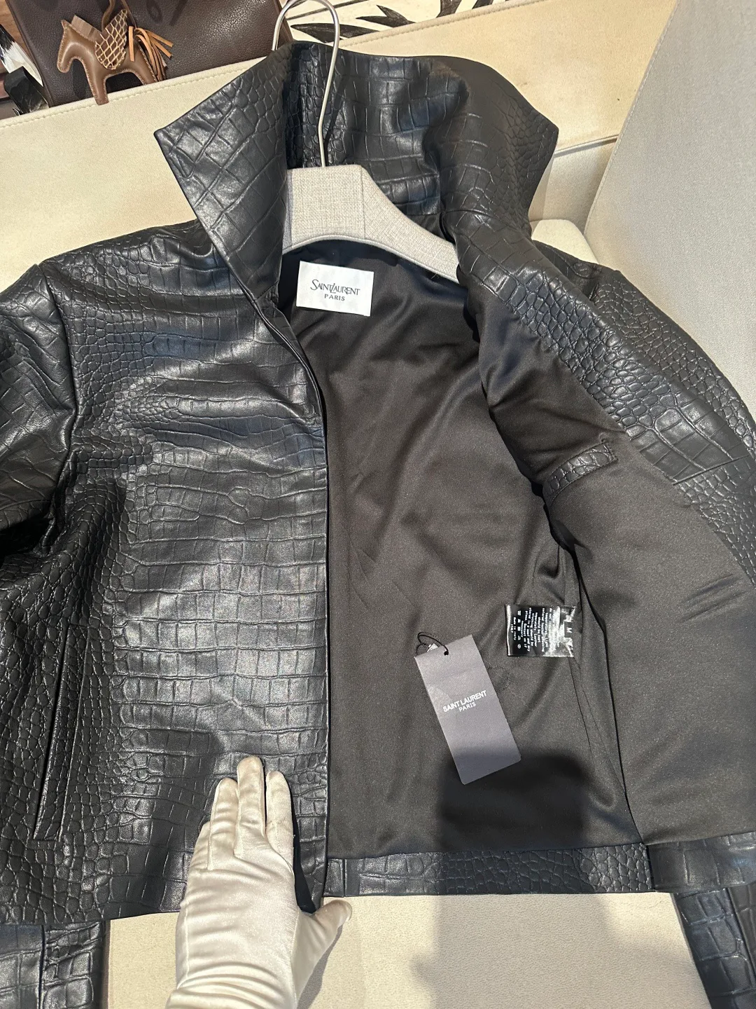 Кожаные Куртки И Дублёнки Женские Saint Laurent 18333456