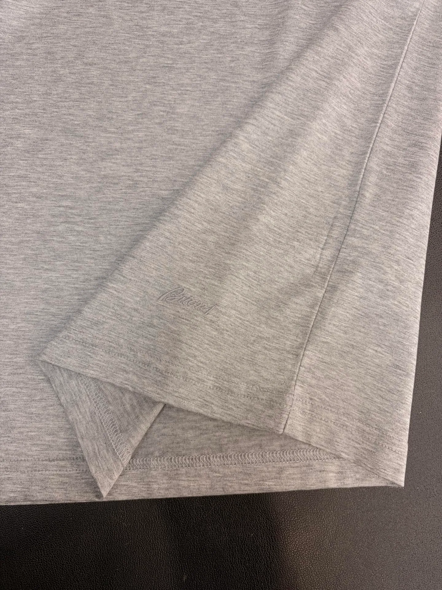 Футболки Женские Brioni 5405381