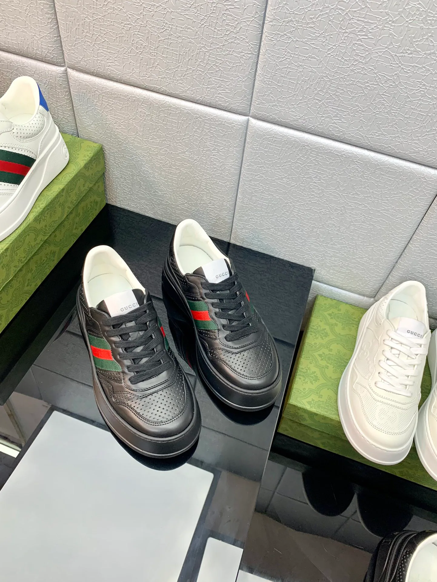 Кеды Женские Gucci 5402078