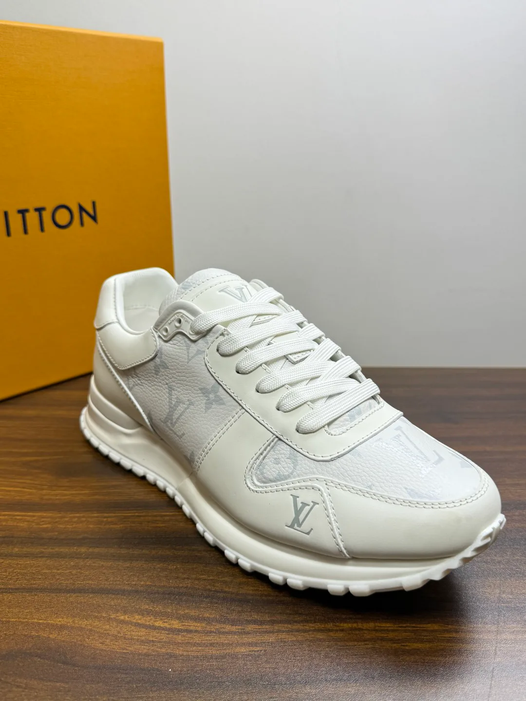 Кроссовки Мужские Louis Vuitton 20143427