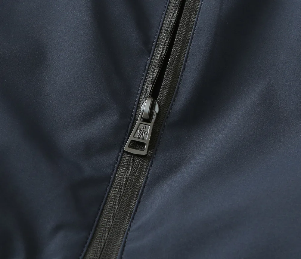 Куртки И Пуховики Мужские Moncler 17410578