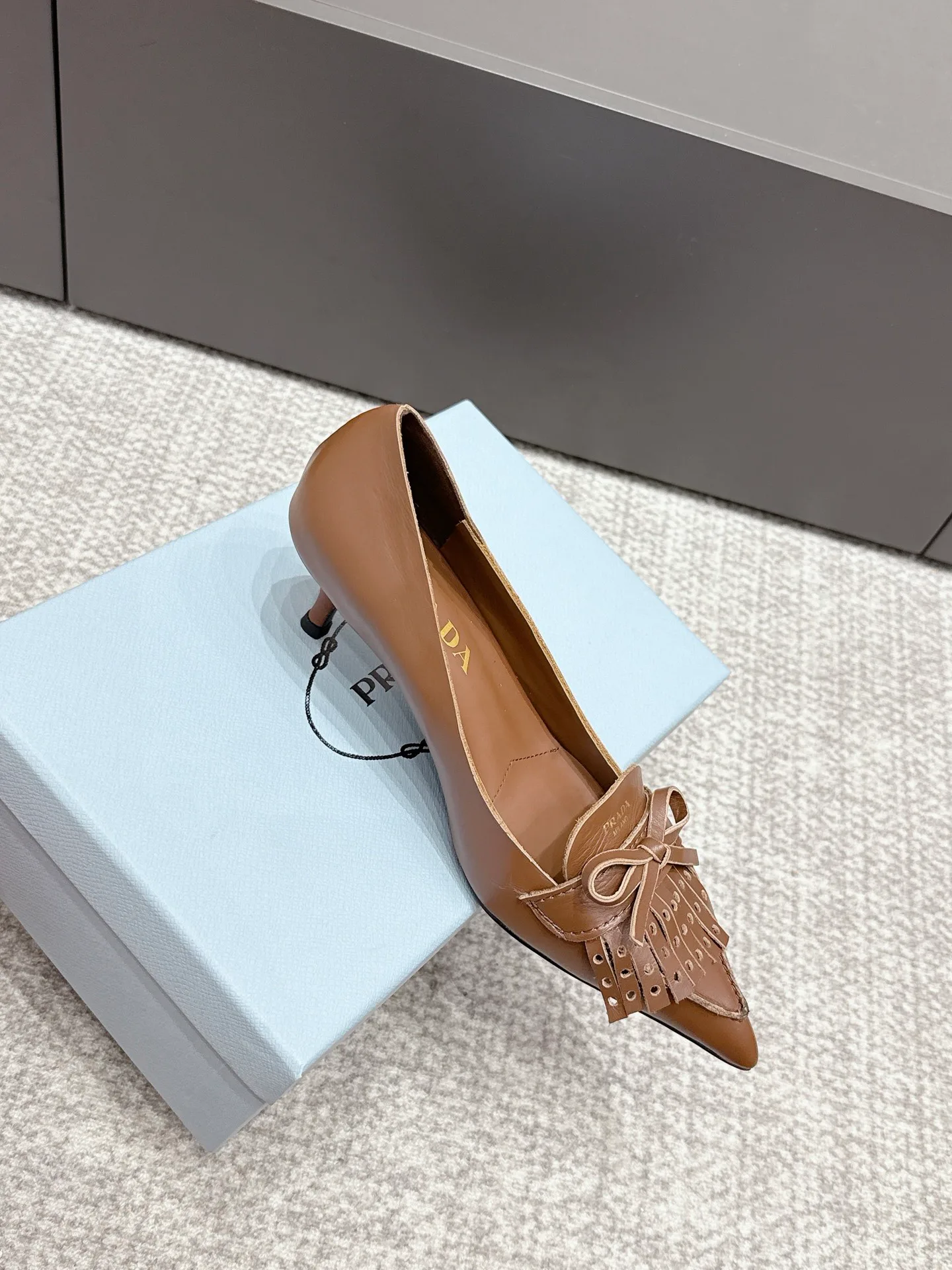 Туфли Женские Prada 13540597