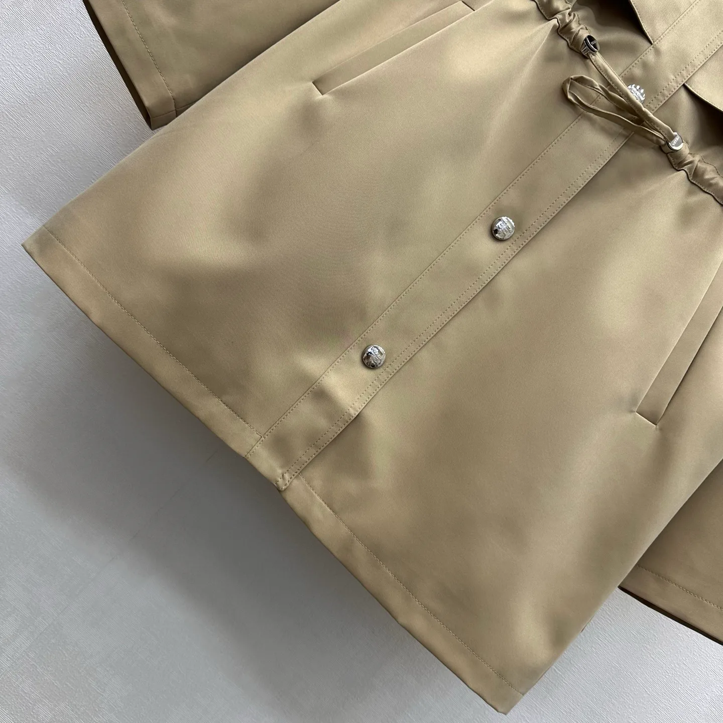 Куртки И Пуховики Женские Prada 18432100