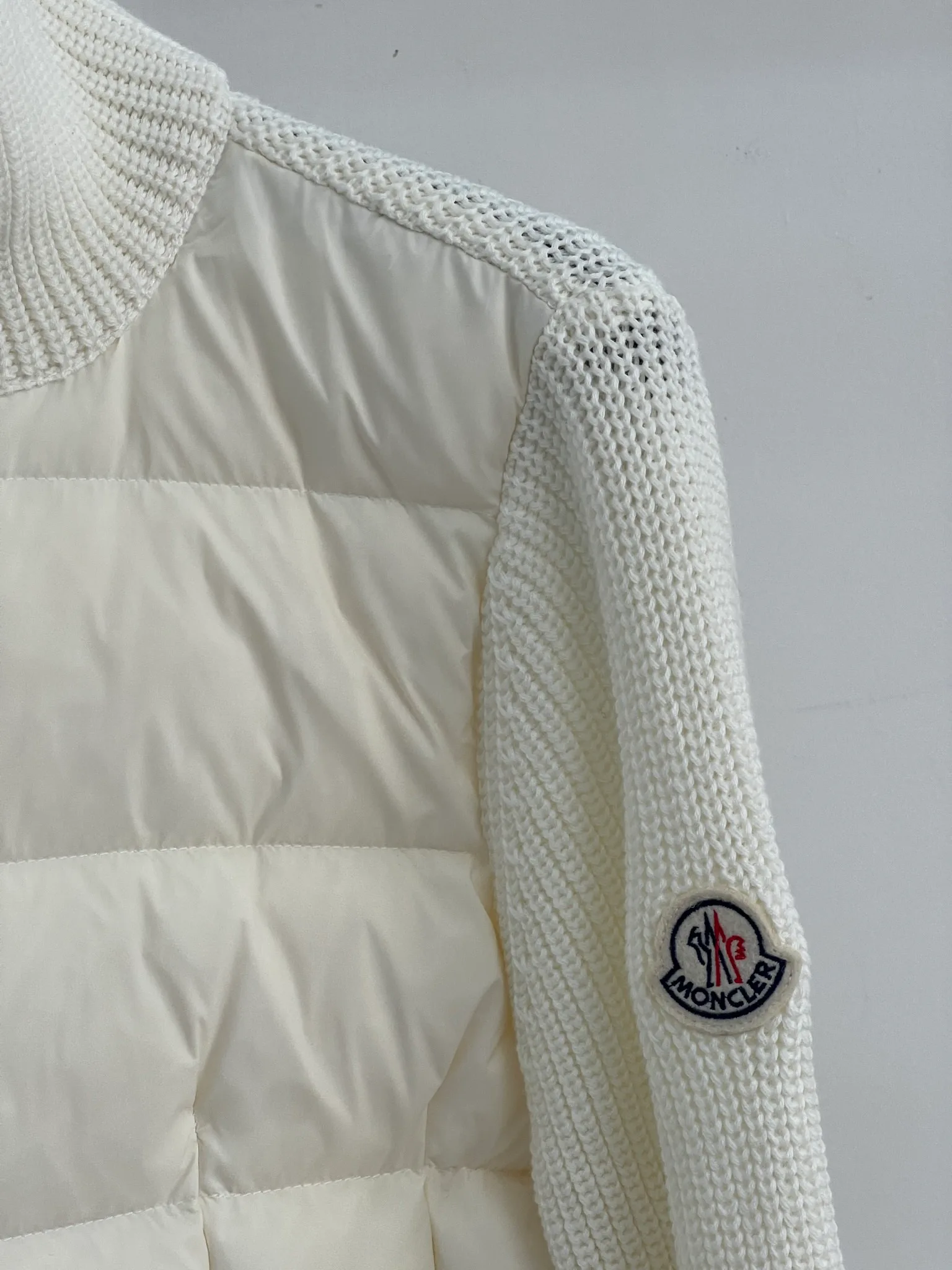 Куртки И Пуховики Женские Moncler 18416255