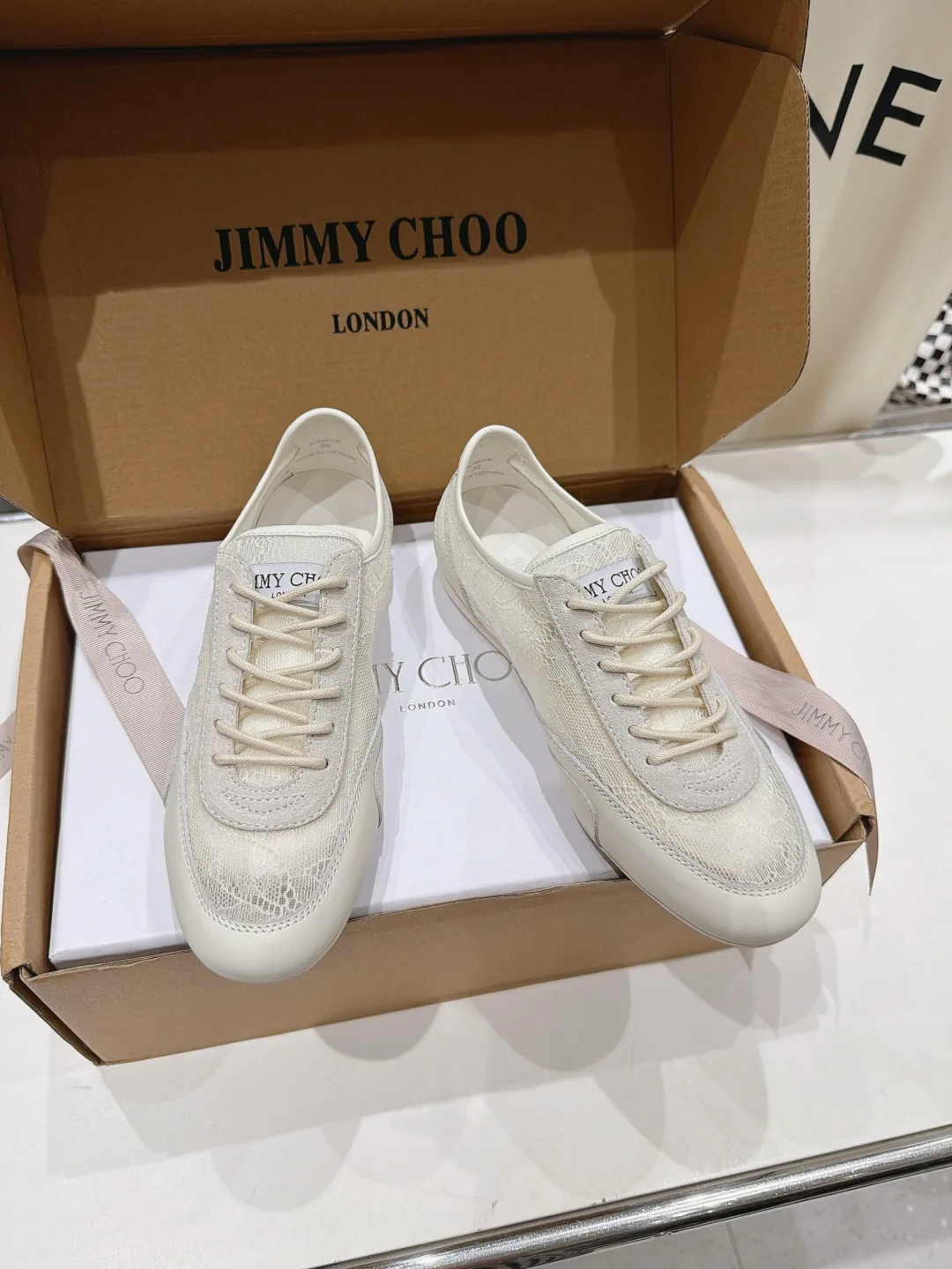 Кроссовки Женские Jimmy Choo 18436546