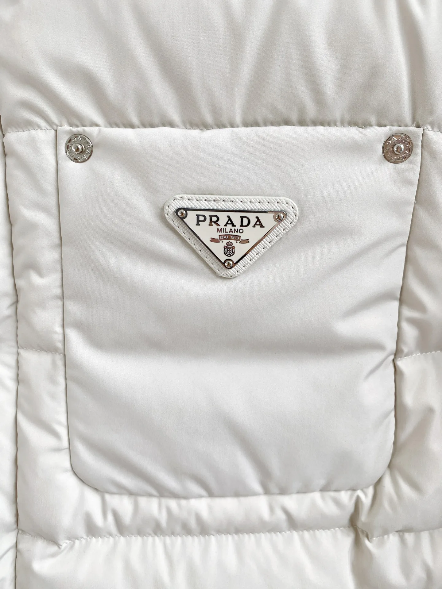 Куртки И Пуховики Мужские Prada 17941242