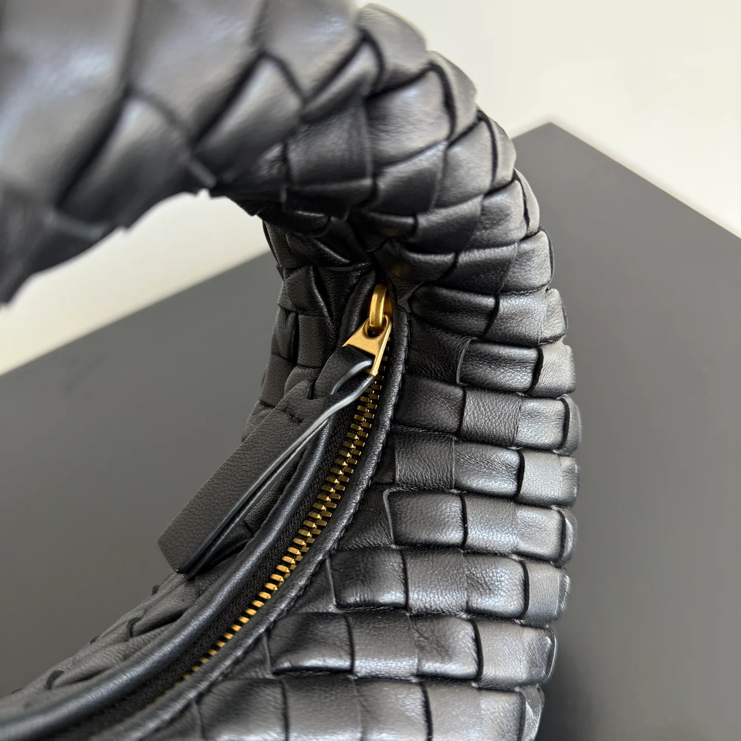Классические Сумки Женские Bottega Veneta 12613589